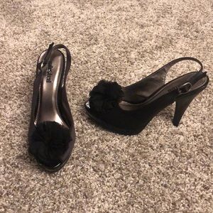 Unlisted by Kenneth Cole Black Peep Toe and Sling Back Heel